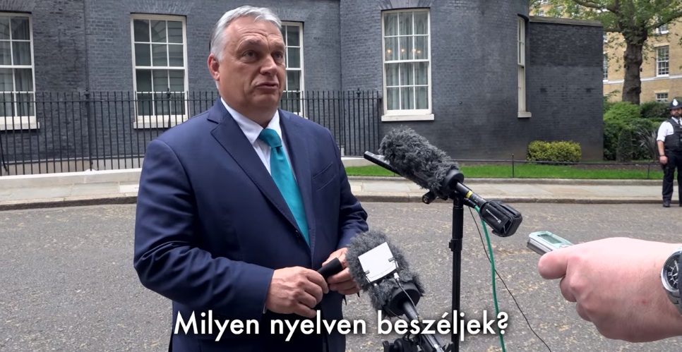 Orbán Viktor angoltudása