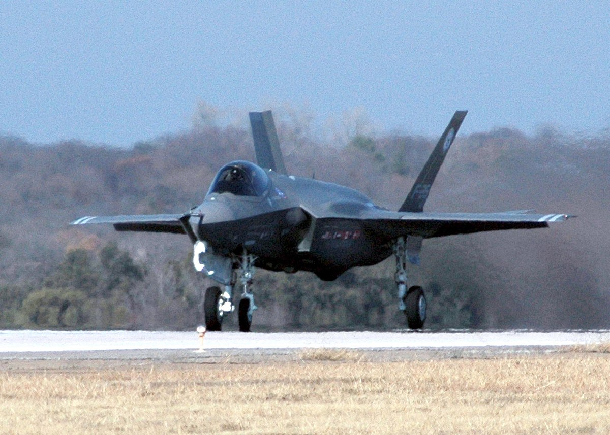 F35