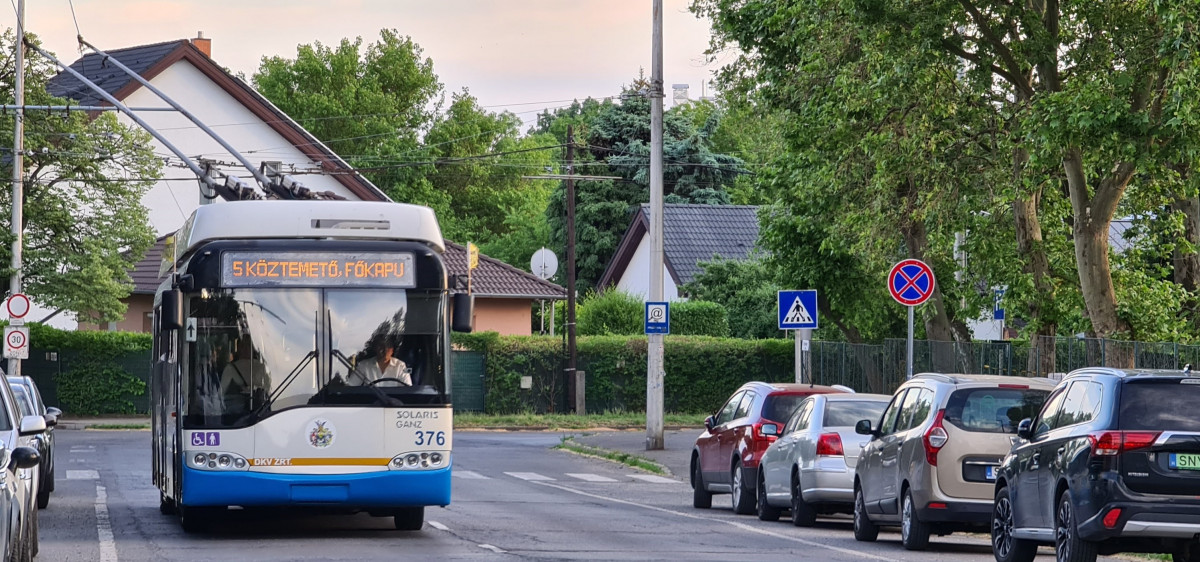 Trolibusz debrecen 5-ös troli