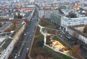 A felújított Petőfi tér Debrecenben