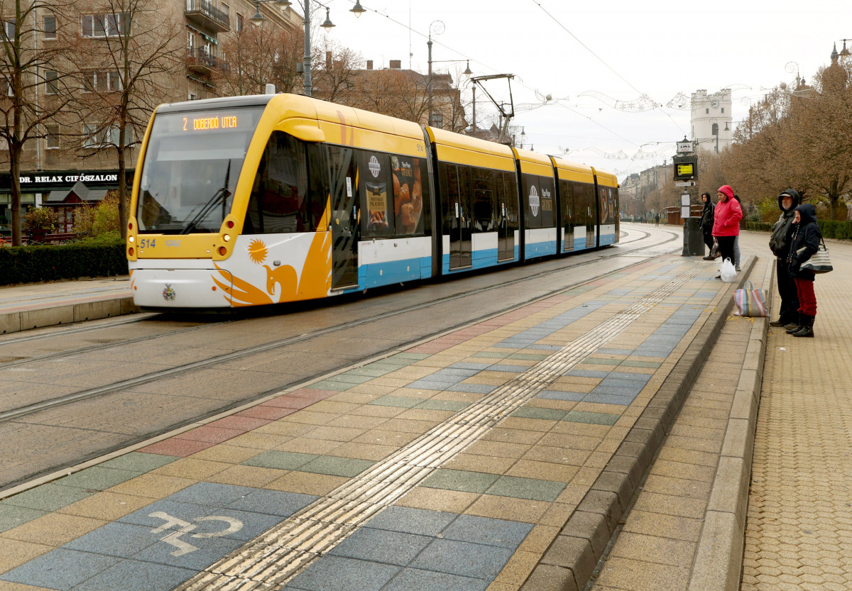 Debrecen, tömegközlekedés, villamos