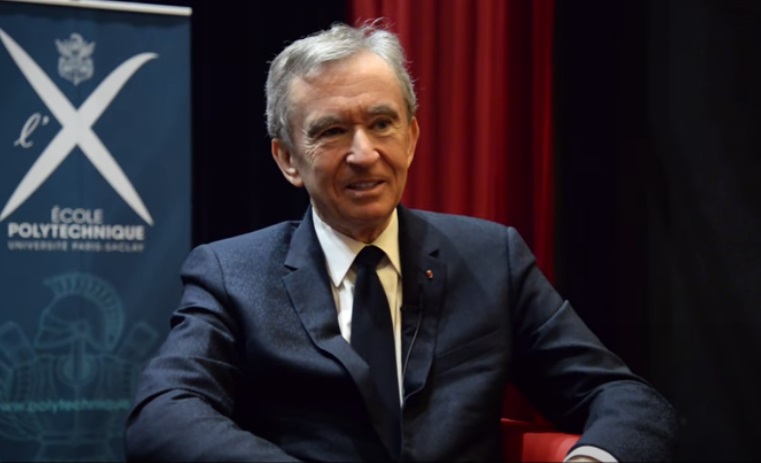 Bernard Arnault, a Louis Vuitton divatcég tulajdonosa