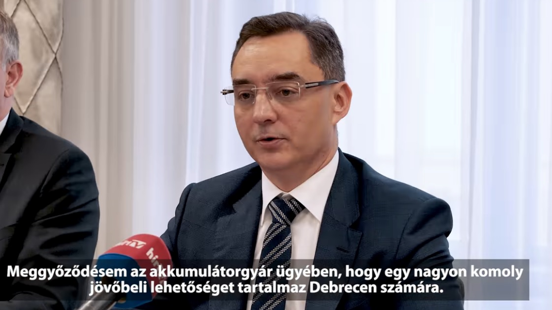 Papp László CATL gyár Debrecen