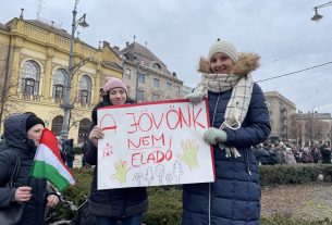 Akkumulátorgyár tüntetés Debrecen