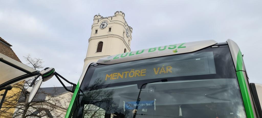 Mentőre vár DKV