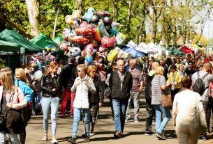 Szeged, majális, május 1., újszegedi liget, szórakozás