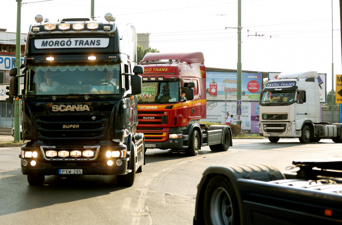 Szeged, felvonulás, Nemzetközi Kamionos és Motoros Találkozó, kamion, motor, turizmus, program