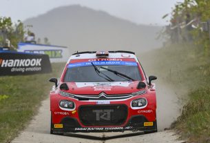 rally autó