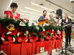 Szeged, Szeged-Csanádi Egyházmegyei Karitász, Karitász Vásár, Nagyáruház, advent, adomány, kézműves