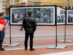 Szeged, Klauzál tér, 41. Magyar Sajtófotó Kiállítás, kiállítás, fotó, sajtófotó