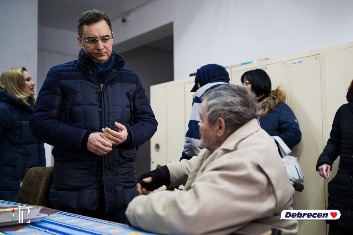 Papp László hajléktalanok Debrecen