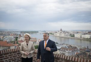 Ursula von der Leyen és Orbán Viktor