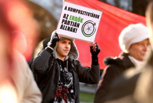 Szeged, demonstráció, véderdő, Momentum, Püspöki Hivatal