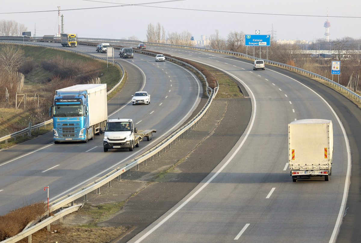 Szeged, M5, autópálya, közlekedés