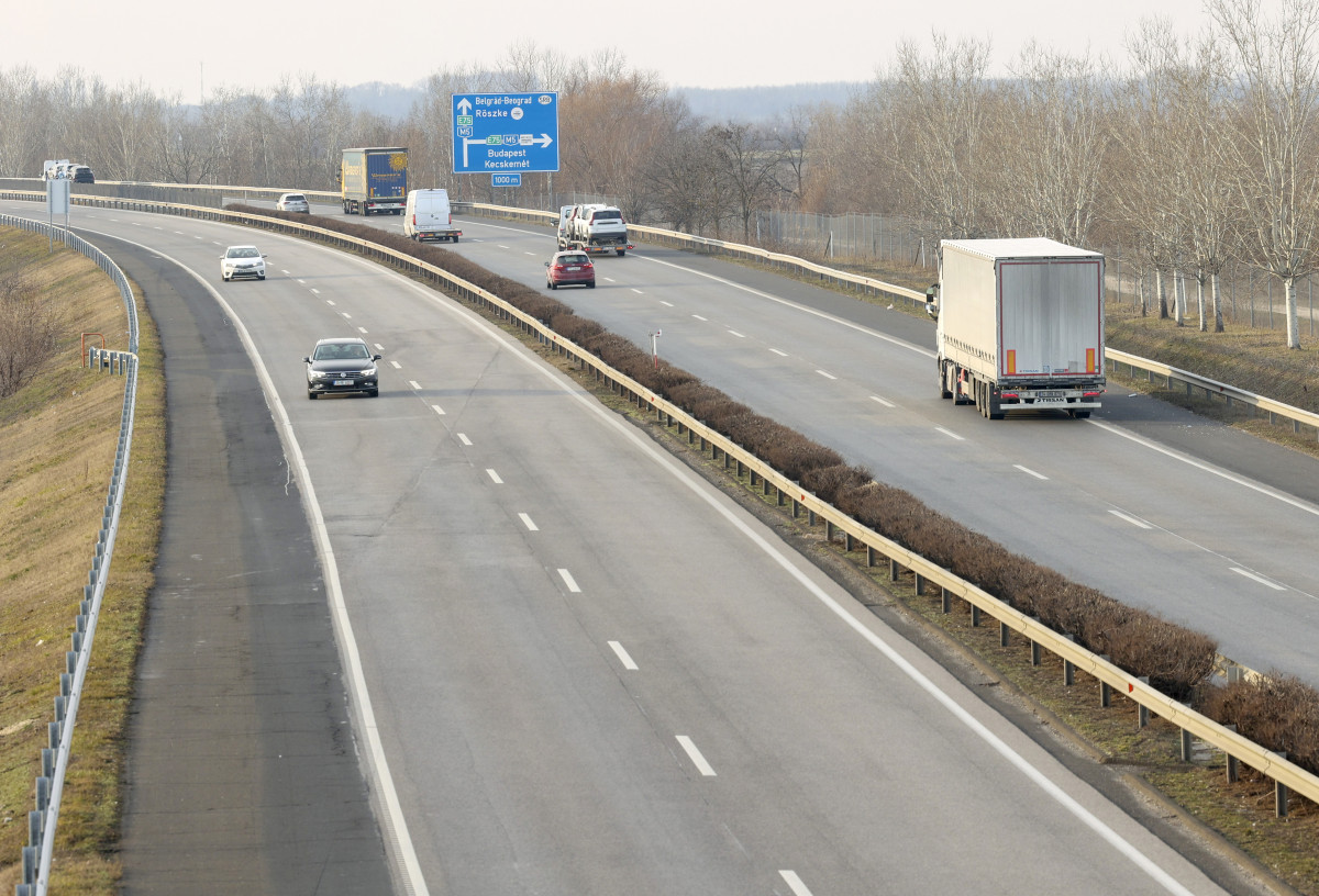 Szeged, M5, autópálya, közlekedés