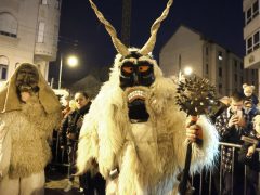 Szeged, Szent István tér, télbúcsúztató, máglya elégették, télbanya, kiszebáb