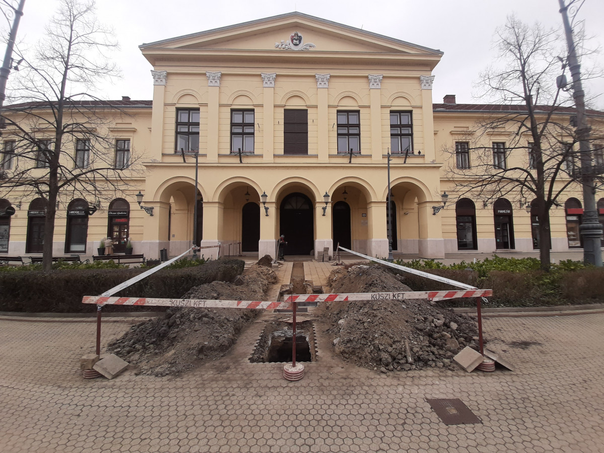 Vízmű munkálatok Debrecenben