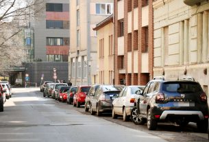 Szeged, parkolás, parkoló, autó, Liliom utca