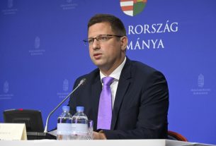 Budapest, 2024. május 23. Gulyás Gergely Miniszterelnökséget vezető miniszter a Kormányinfó sajtótájékoztatón a Miniszterelnöki Kabinetiroda épületében 2024. május 23-án. MTI/Koszticsák Szilárd