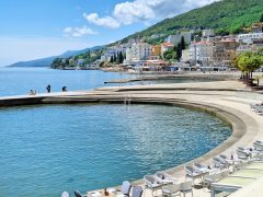 Horvátország, Opatija, strand, Adria tenger, tenger, tengerpart, nyaralás, utazás, turizmus