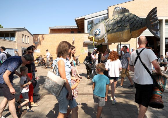 Szeged, Tricikli Fesztivál, Mars téri piac, irodalmi fesztivál, báb, bábszínház, könyv